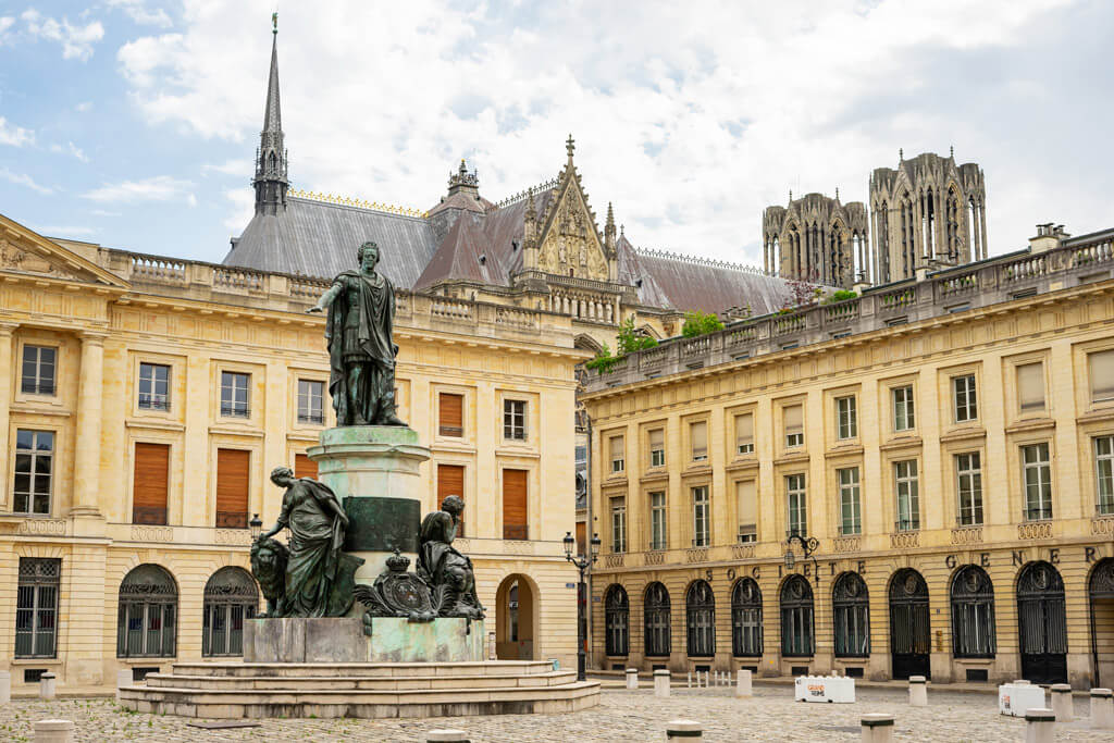 Royal Square - Reims