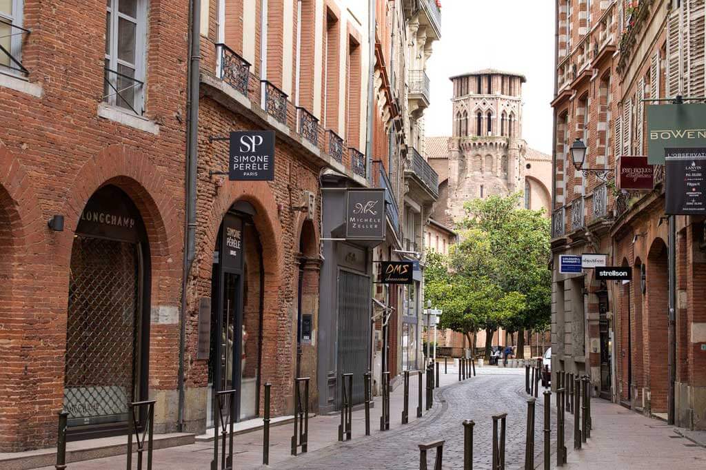 towns to visit near toulouse