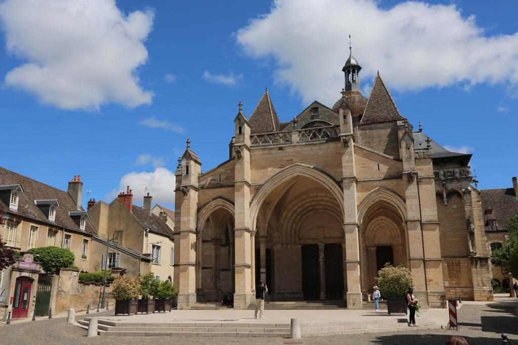 Notre-Dame-Collegiate-Basilica -Beaune