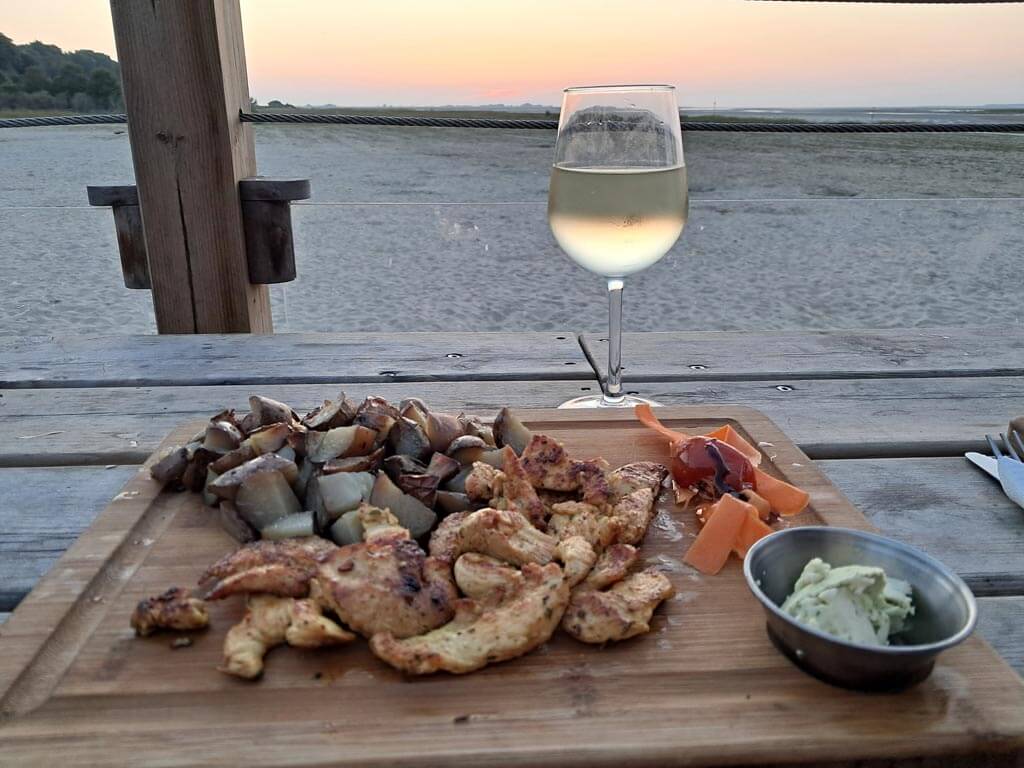 Dinner in Saint-Valéry-sur-Somme